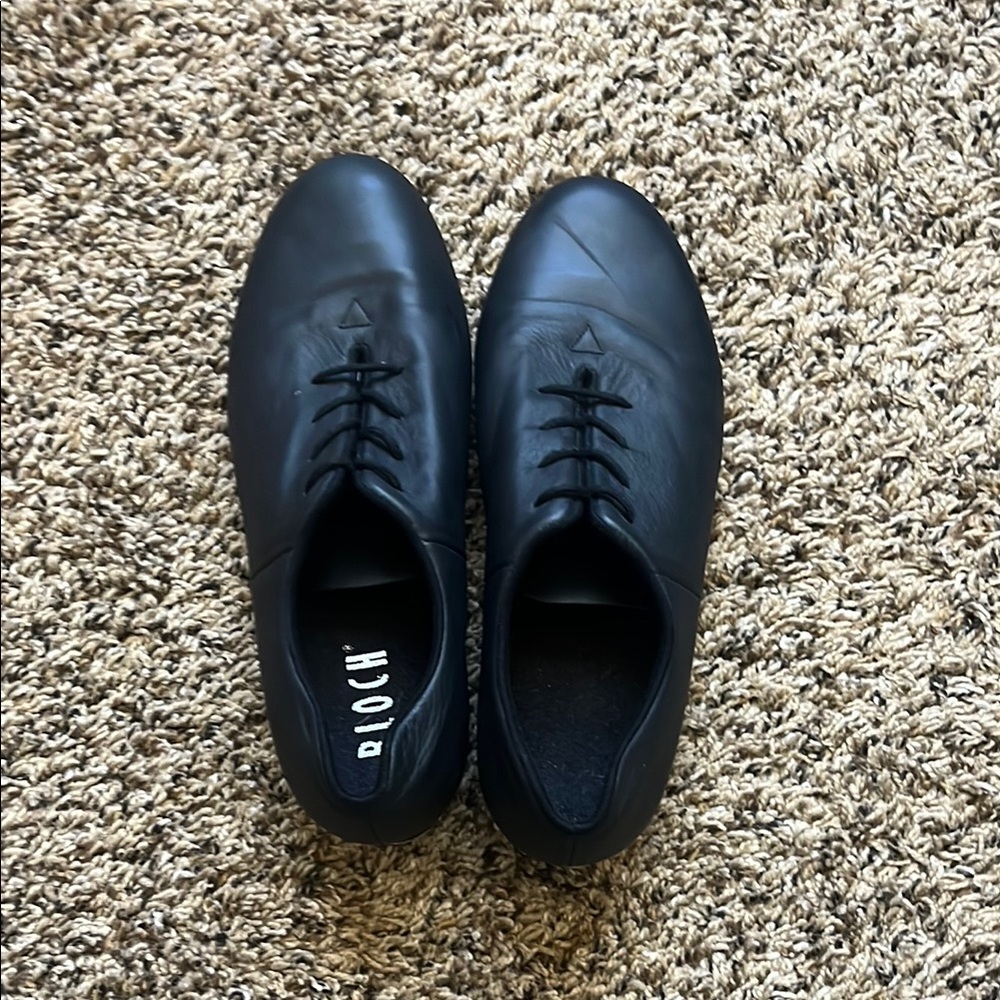 Bloch Black Oxford Leather Shoes Sleek Design